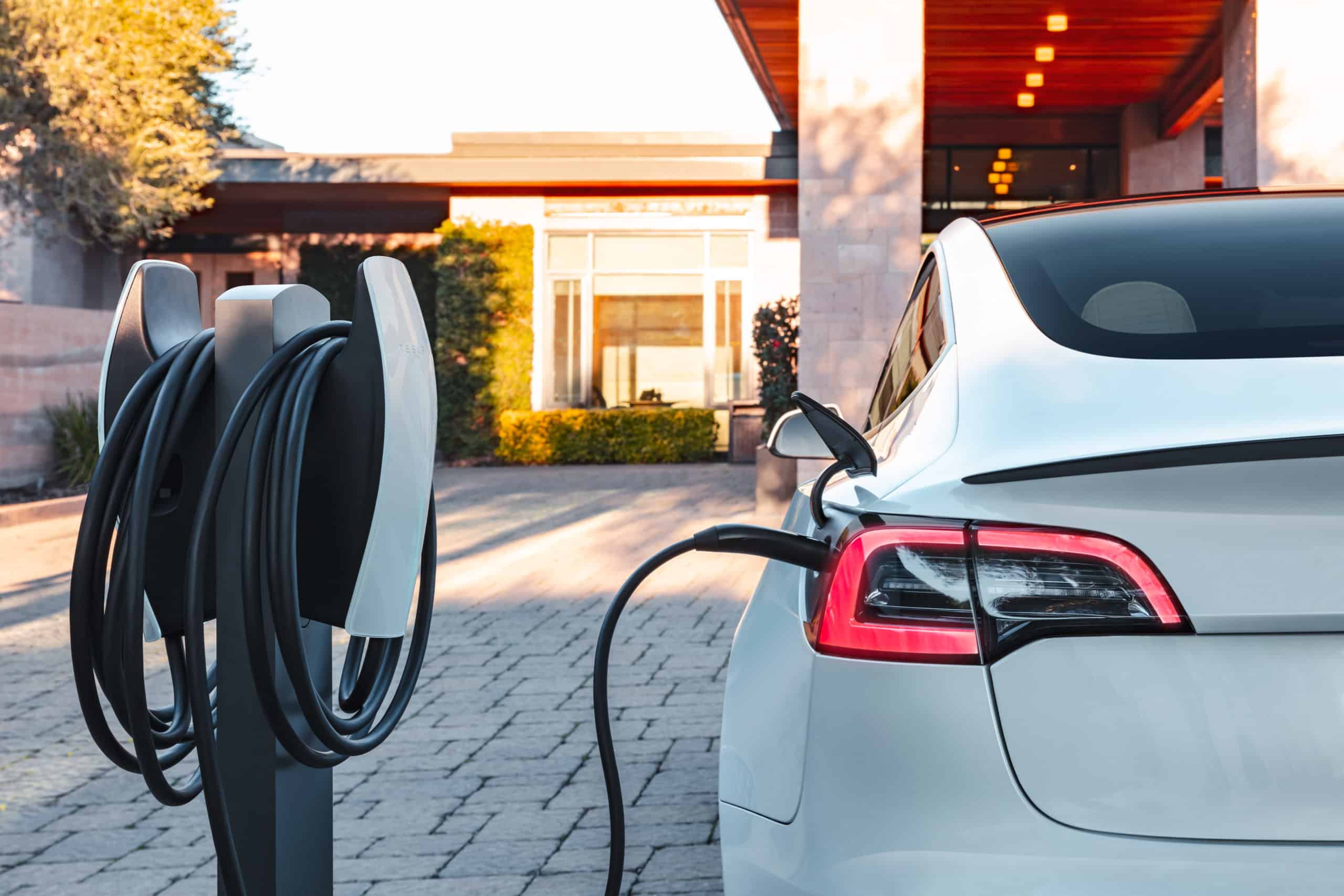 Electric Cars with the Fastest Charge Times: A Comprehensive Guide