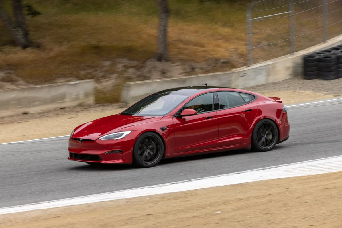 Tesla Model S Plaid Performance: Redefining Electric Supercars